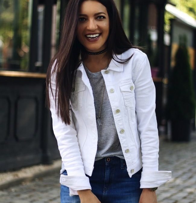 Best Fashion Combinations With A White Denim Jacket - WZ Text