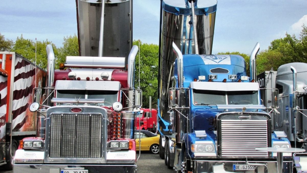 3 Things You Probably Didn’t Know About Freightliner Semi Trucks