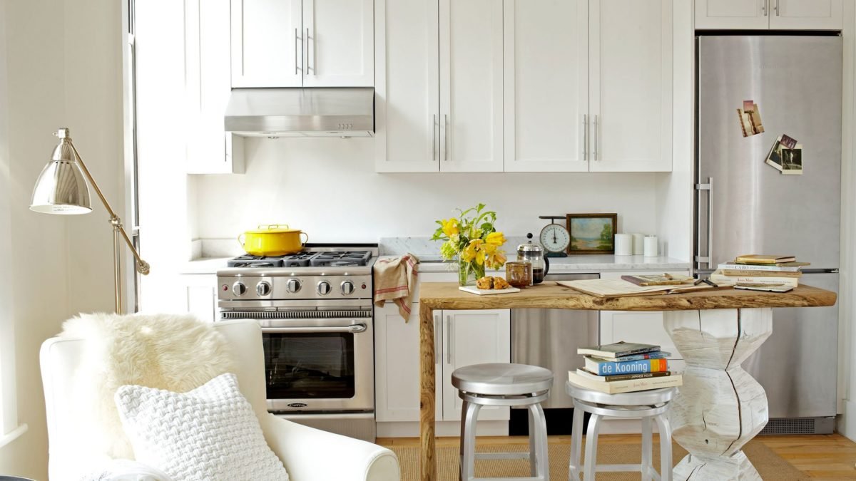 What Kitchen Layout is Ideal for Small Apartments?